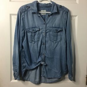 Women’s American Eagle Button Down